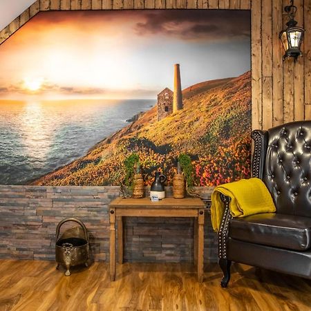 Cornish Tin Mine Themed Apartment 세인트오스틀 외부 사진